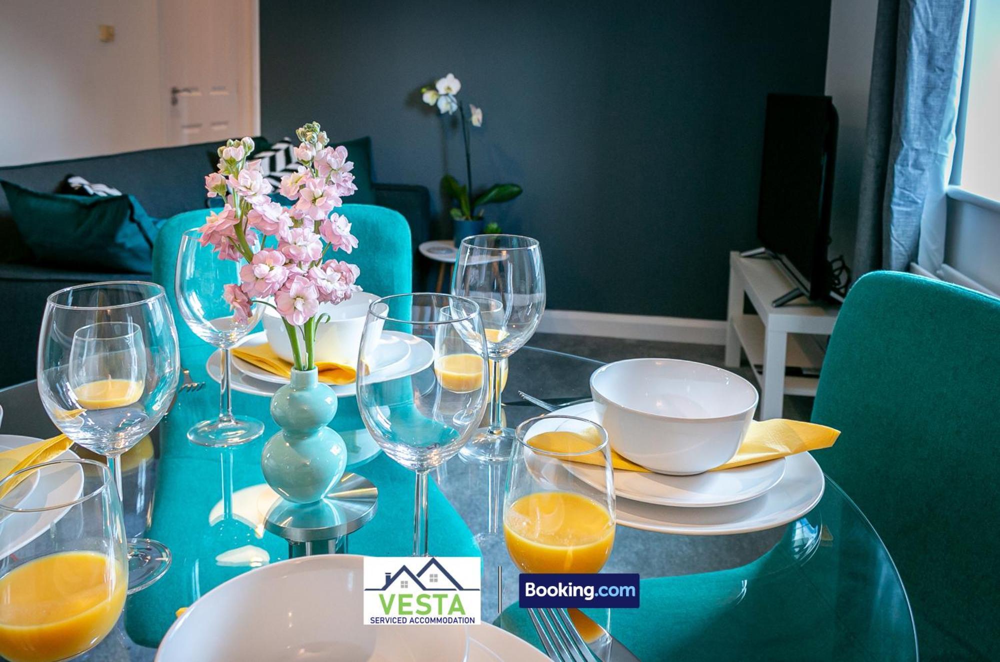 Three Bedroom Apartment By Vesta Serviced Accommodation & Short Lets Hatfield With Free Parking מראה חיצוני תמונה