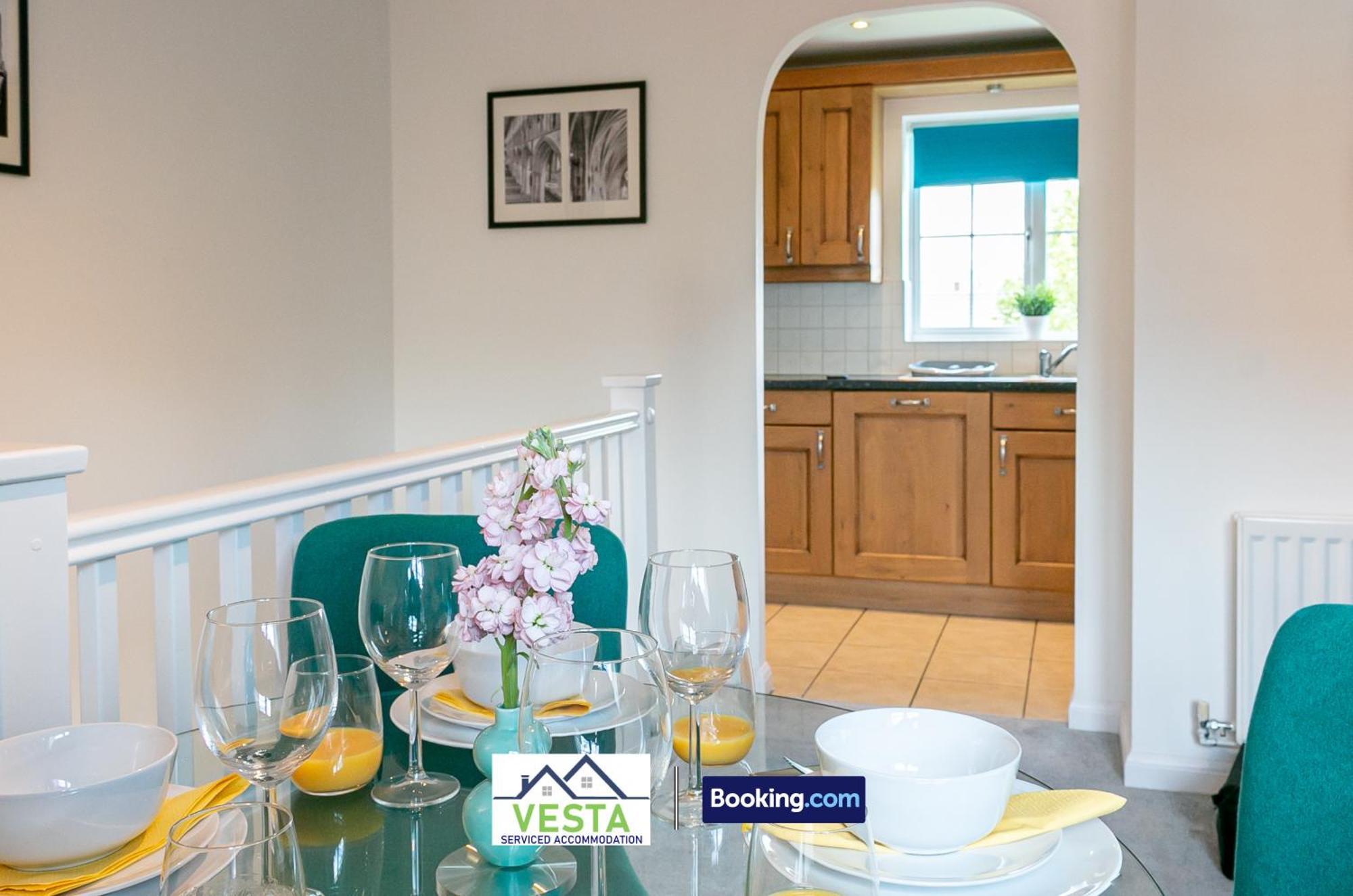 Three Bedroom Apartment By Vesta Serviced Accommodation & Short Lets Hatfield With Free Parking מראה חיצוני תמונה