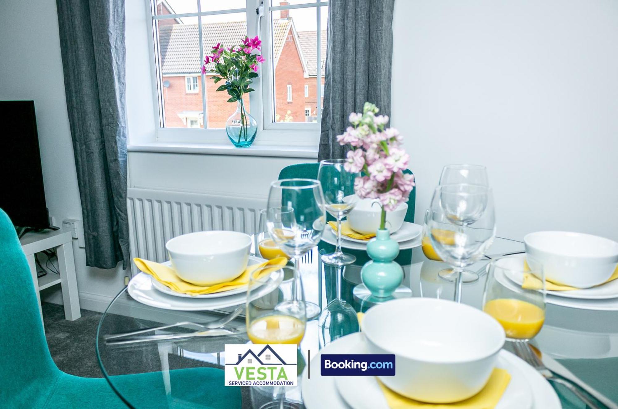 Three Bedroom Apartment By Vesta Serviced Accommodation & Short Lets Hatfield With Free Parking מראה חיצוני תמונה