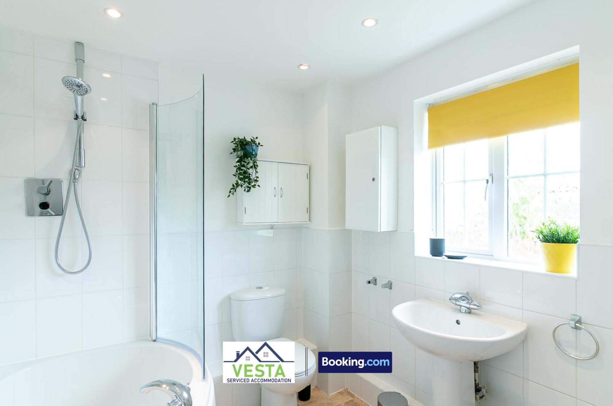 Three Bedroom Apartment By Vesta Serviced Accommodation & Short Lets Hatfield With Free Parking מראה חיצוני תמונה
